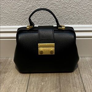 Brandon Blackwood Elizabeth doctor bag crossbody